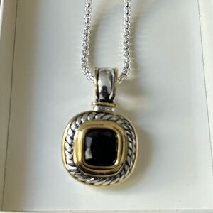 Elegant Silver and Gold Pendant Necklace